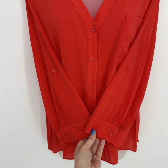 Alice + Olivia Sz L Red Silk Roll Tab Sleeve V Neck Classic Blouse Career Office - Picture 5 of 12